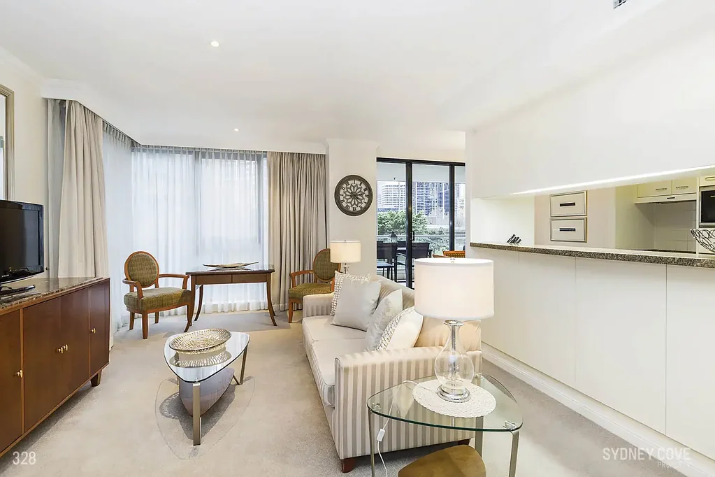 Sydney 2બેડરૂમ VAST NORTH-FACING 137SQM DUAL-KEY APARTMENT WITH CITY & WATER VIEWS