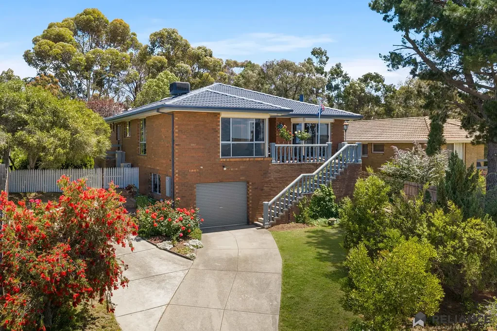 2 Cunningham Close, Darley, VIC 3340