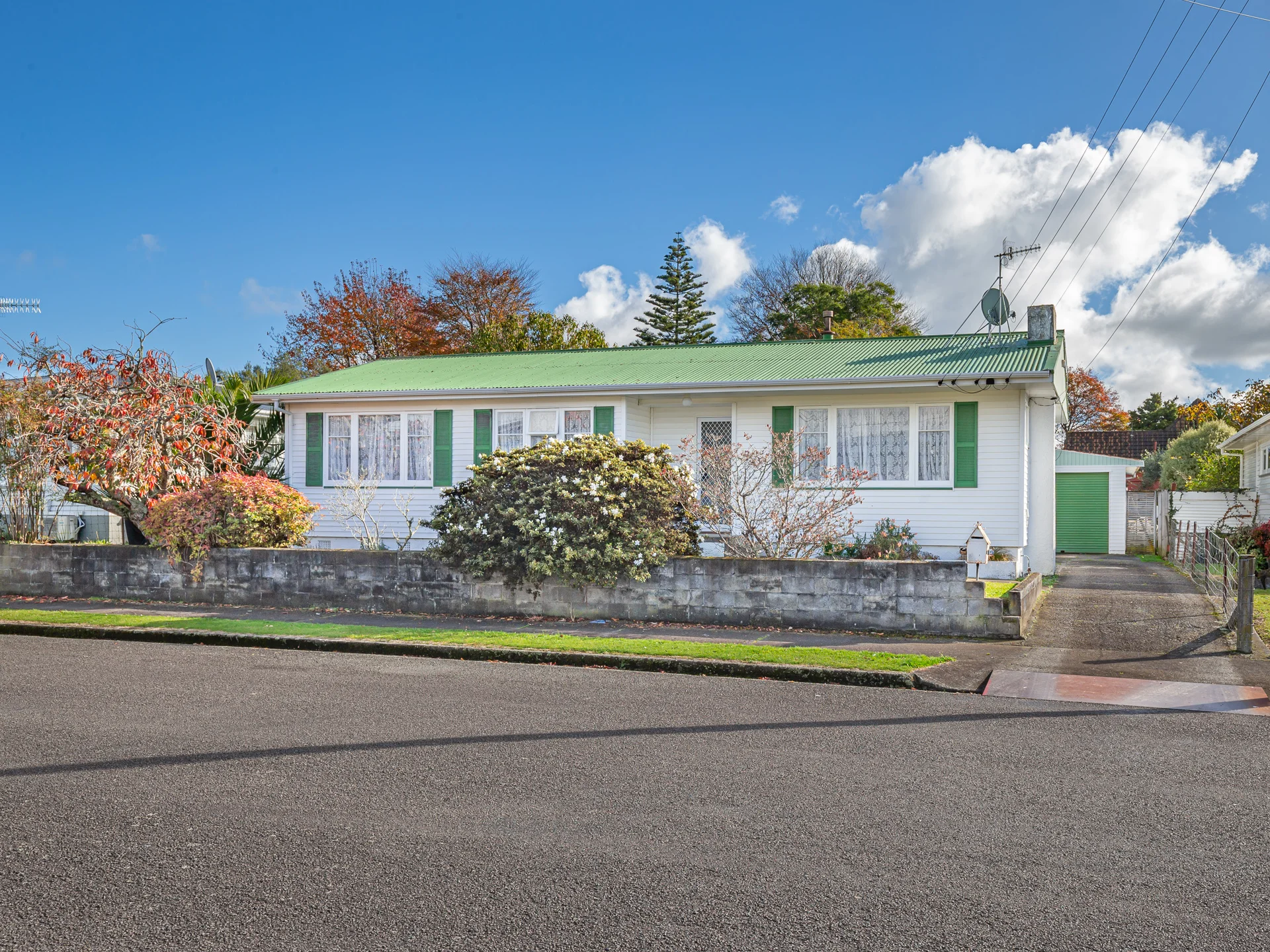 Levin 3Zimmer Home with Potential