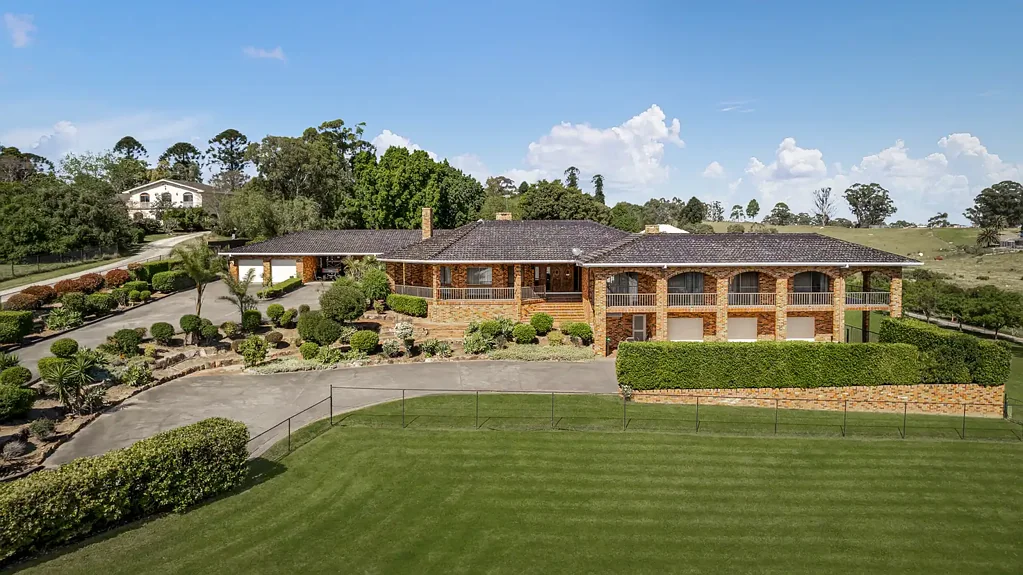 Horsley Park 7ਬੈੱਡਰੂਮ GRAND ESTATE IN BLUE RIBBON LOCATION
