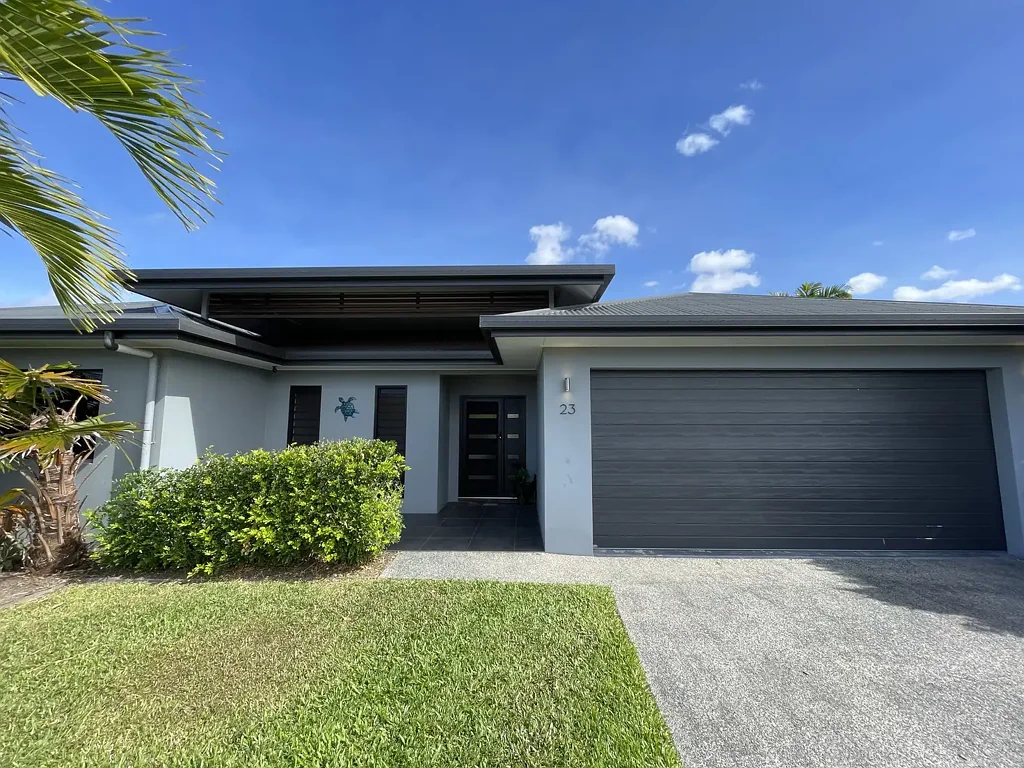 Spacious Fully Furnished Family Home with Pool