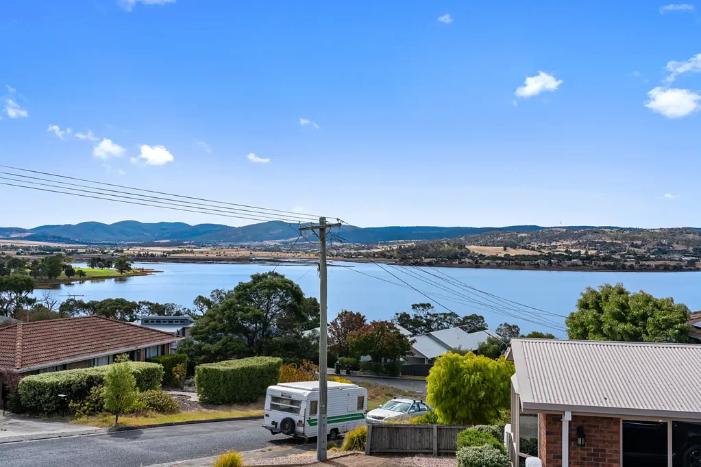 8 Waterview Court, Midway Point, TAS 7171