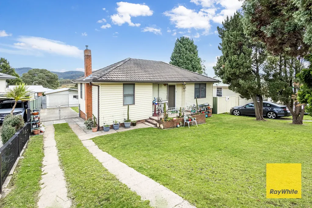 15 Landa Street, Lithgow, NSW 2790