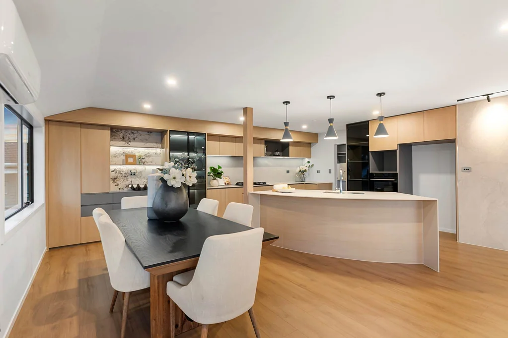 Torbay 5部屋 Coastal Luxury Meets Family Perfection