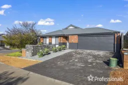 34 Mundego Turn, Ellenbrook