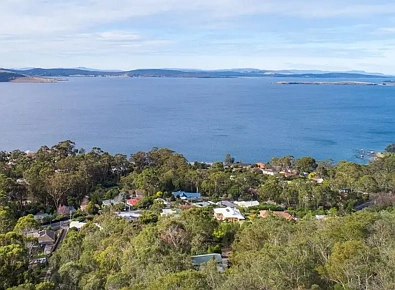 Taroona Price reduced to sell-Create Your Unique Bush Retreat at 85A Channel Highway, Taroona