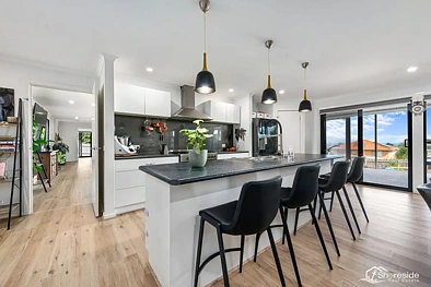 Lakes Entrance 4chambre Spacious Coastal Living with Ocean Views & Room for the Toys