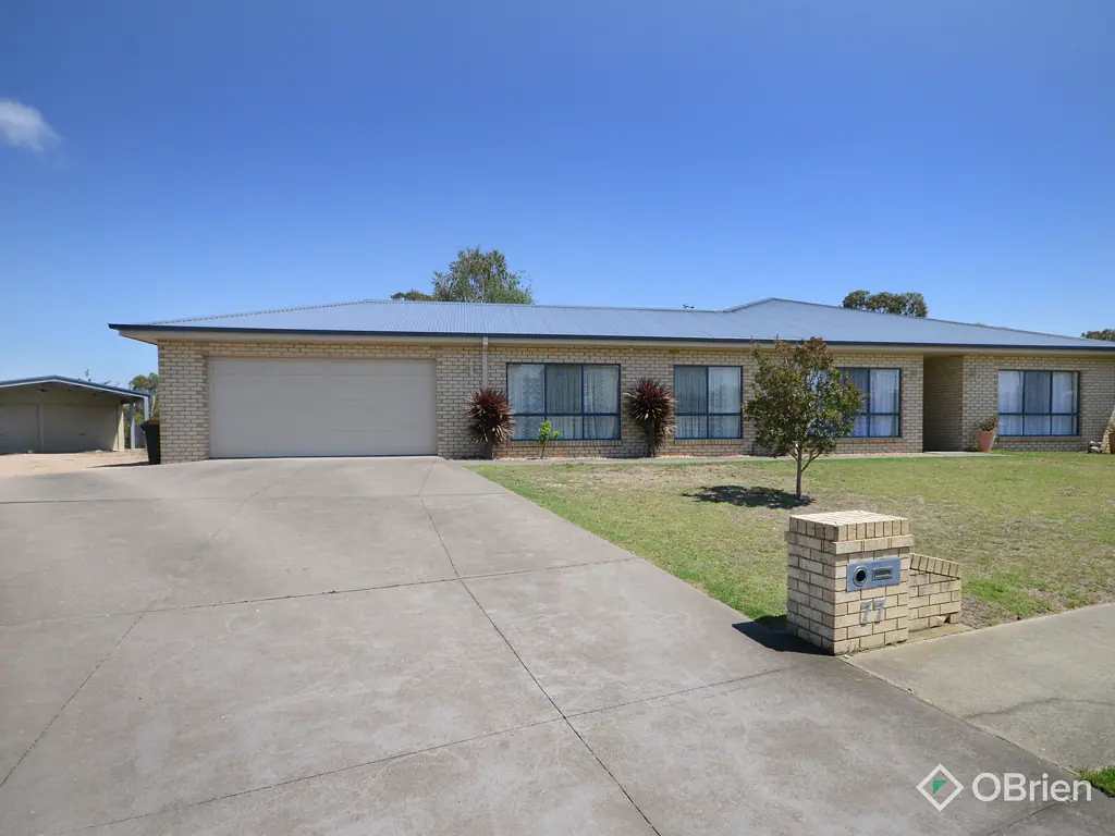 77 Gatehouse Drive, Eastwood, VIC 3875