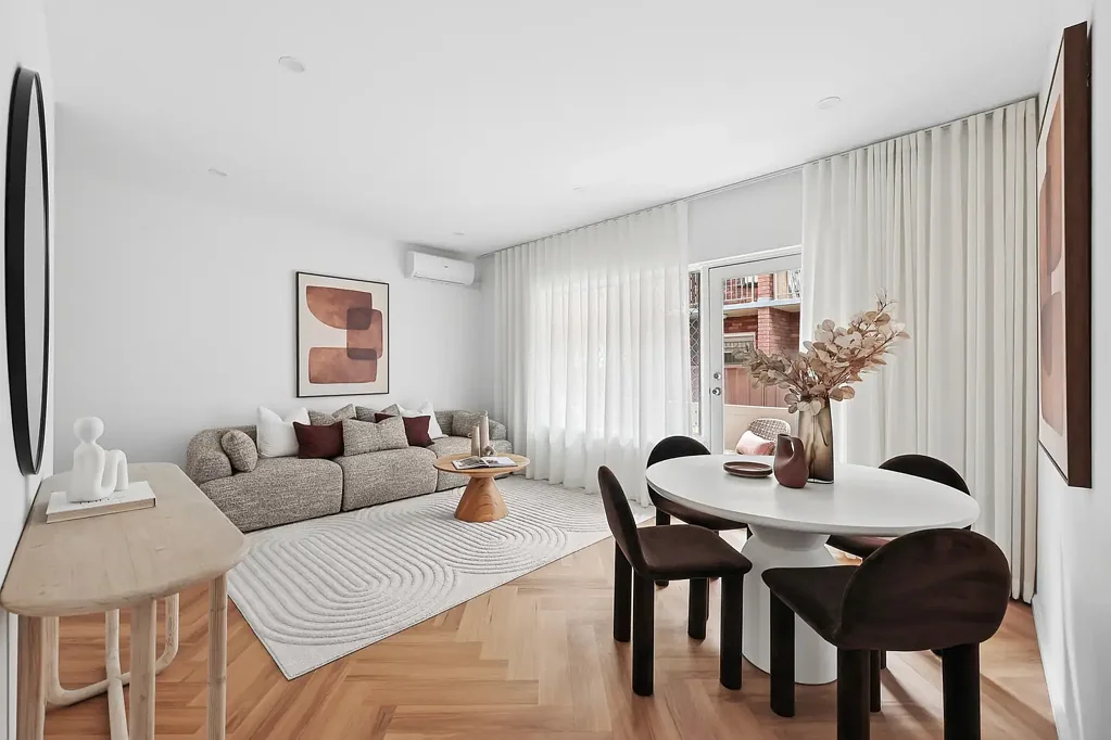 Ashfield 3ห้องนอน Luxury Ground Floor Three Bedroom Residence