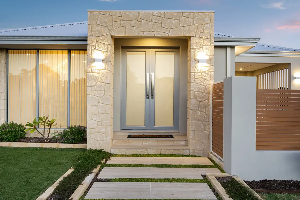 Hillarys 4房  BRAND NEW. BEAUTIFULLY FINISHED. READY TO CALL HOME.