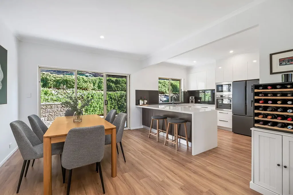 Coromandel Valley 4 Bedroom A Hidden Hillside Haven.
