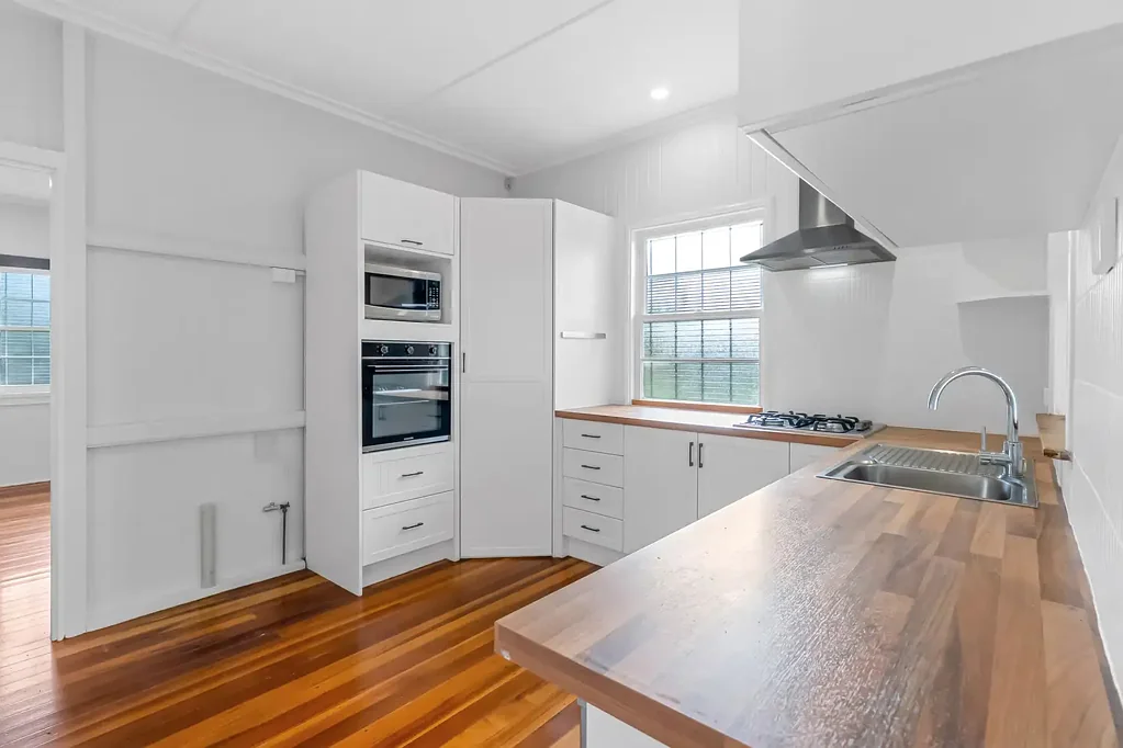 Available July | Private Updated Cottage | End‑of‑Laneway Living