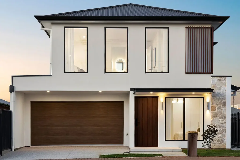 Firle 5房  Architectural Finesse, Family Scale & Space to Indulge.