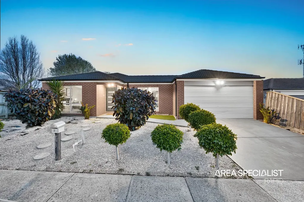 2 Alder Way, Cranbourne, VIC 3977