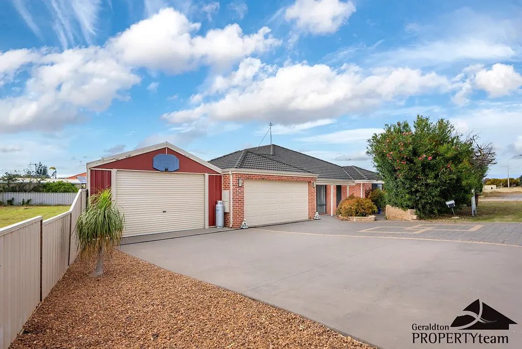 Cape Burney 4房  Rare Gem in Popular Cape Burney