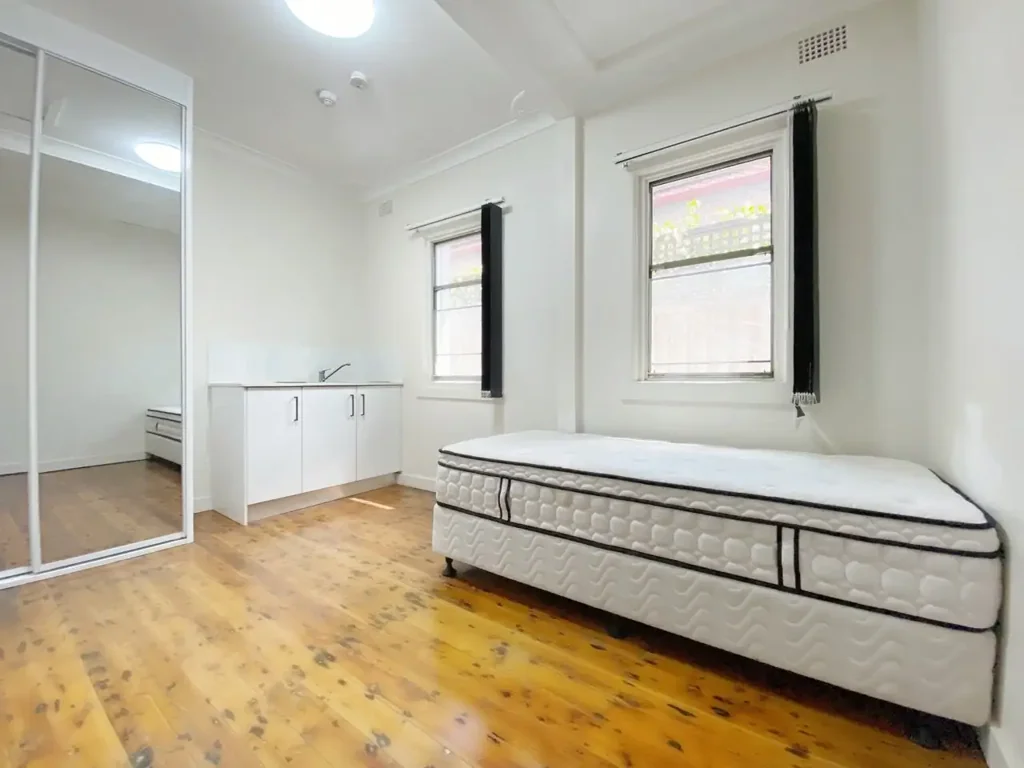GREAT SHARED ROOMS FROM $280 a week