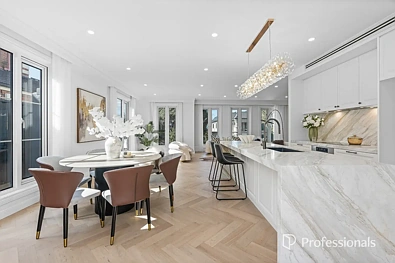7 Compton Street, Glen Waverley, VIC 3150, 5房, 4浴, House