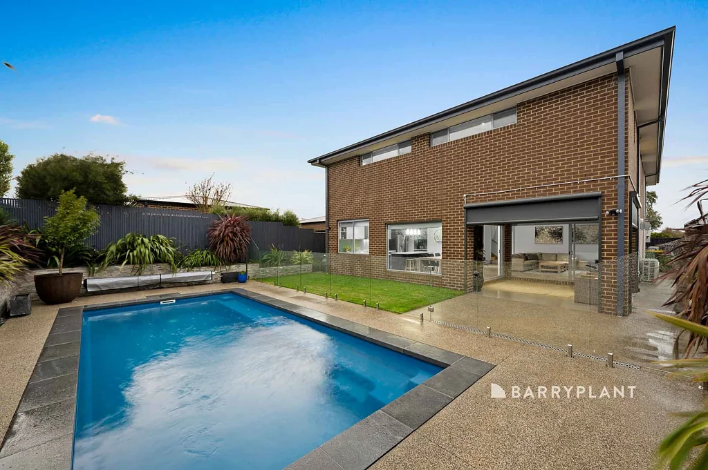 11 Cotswold Crescent, Officer, VIC 3809