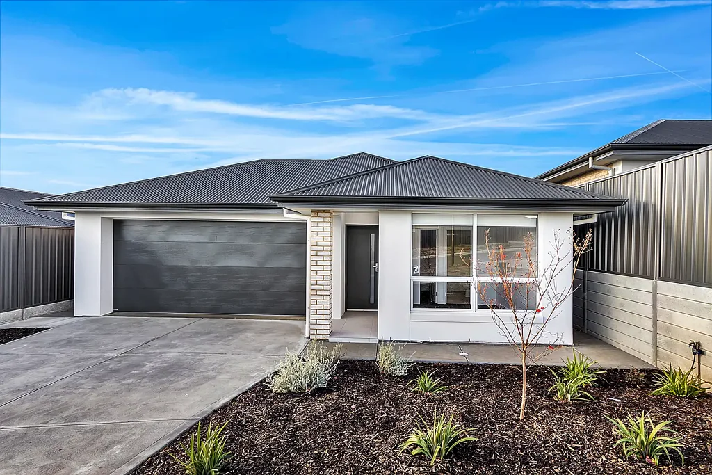 Brand new home in fast growing development - Open inspection on Friday 8/5/26 at 5.15pm to 5.30pm
