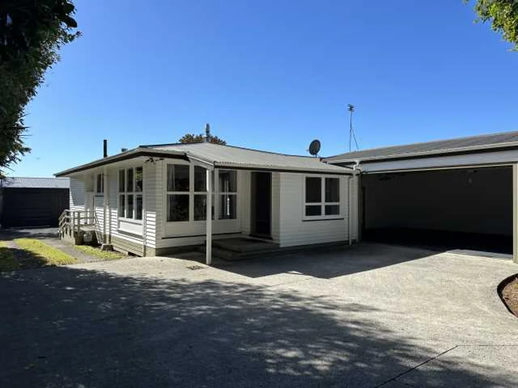 Onewhero 3ਬੈੱਡਰੂਮ Home Sweet Home - with a shed to steal the show!