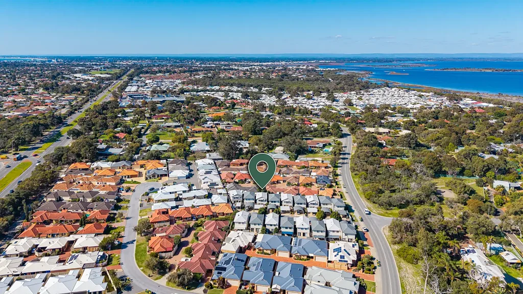 Erskine 3ਬੈੱਡਰੂਮ Under offer.