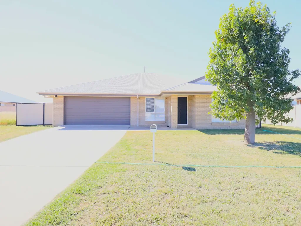 47 Howard Street, Roma, QLD 4455