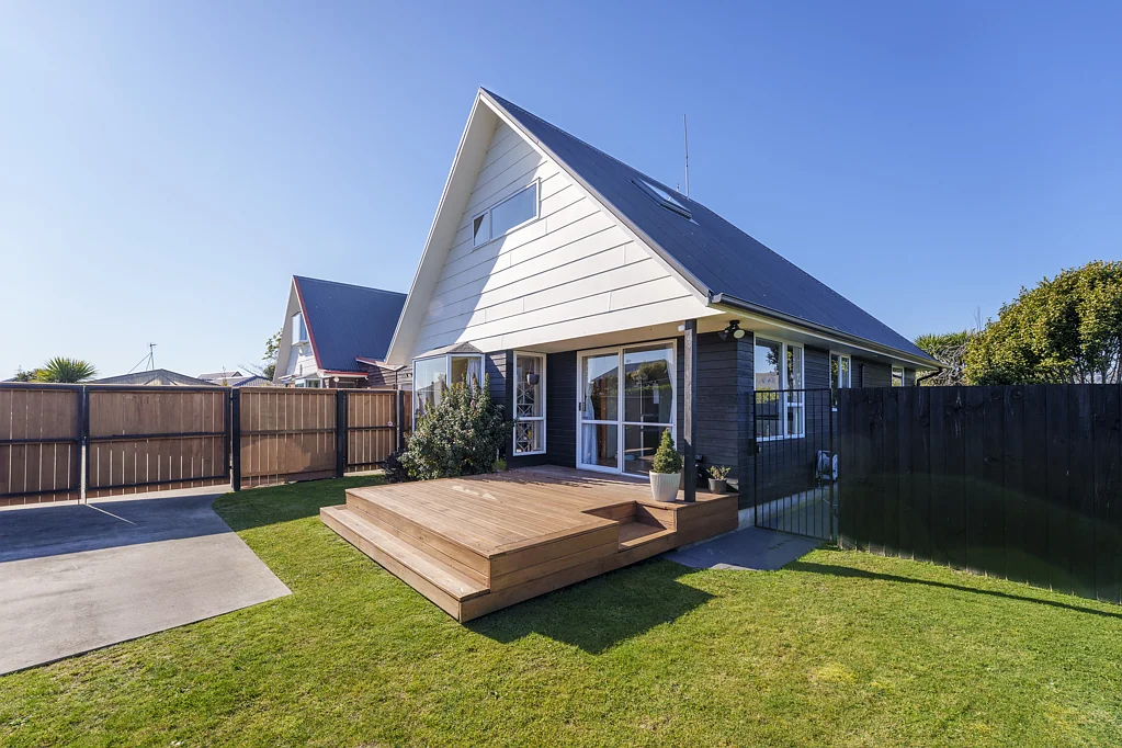 2/99 Bayswater Crescent, Bromley, Christchurch, Canterbury