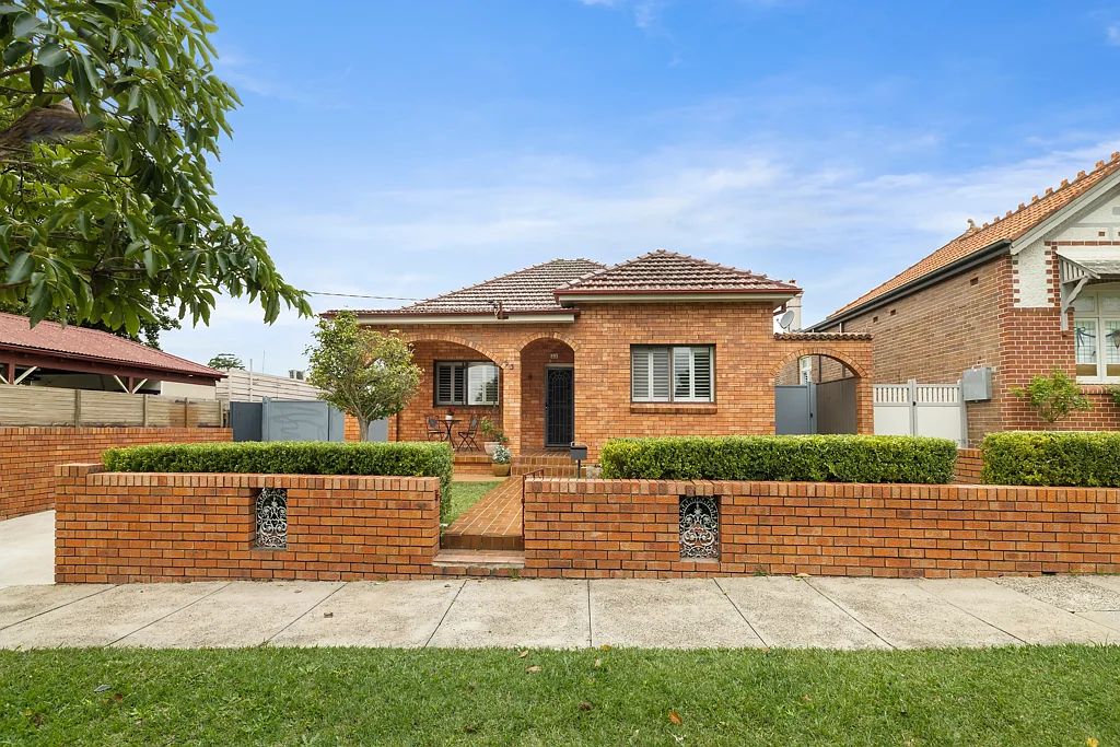 Haberfield 4침실 Prime Location - Land 700sqm