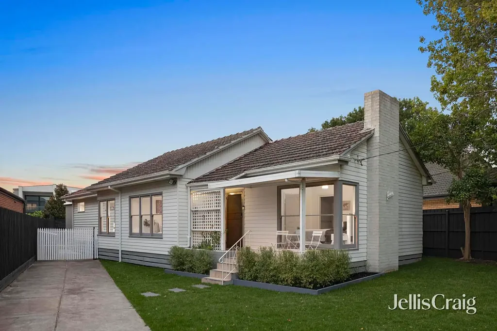 11 Begg Street, Bentleigh East, VIC 3165