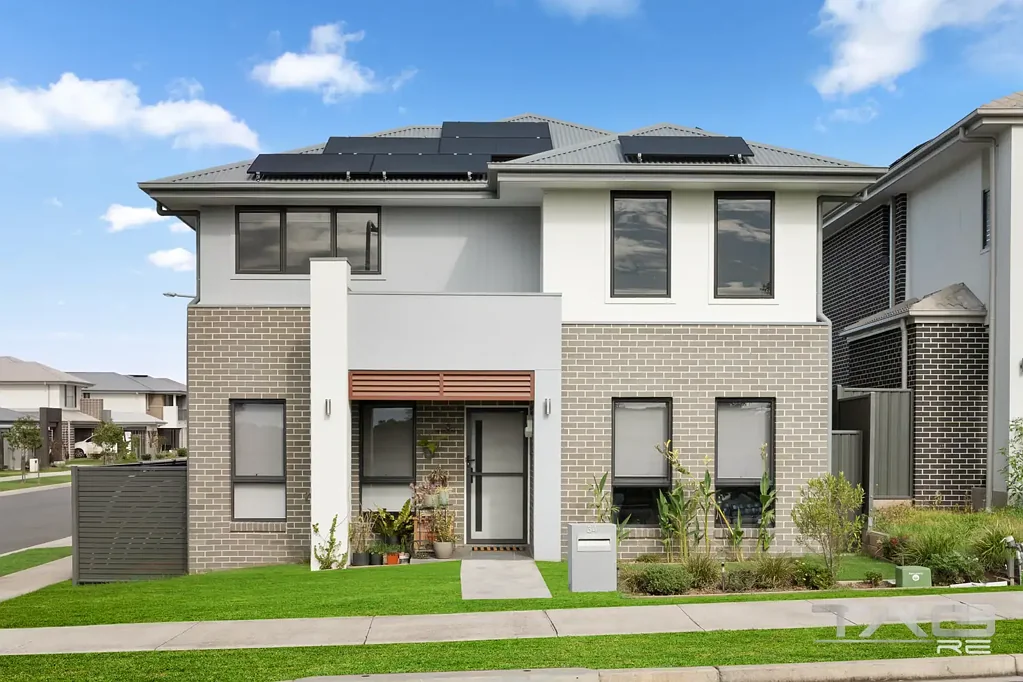 Werrington 5 Slaapkamer YOUR NEXT HOME AWAITS! CORNER BLOCK
