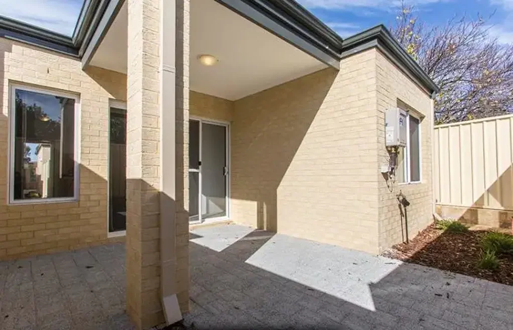 Mandurah Two-Bedroom Rental Unit