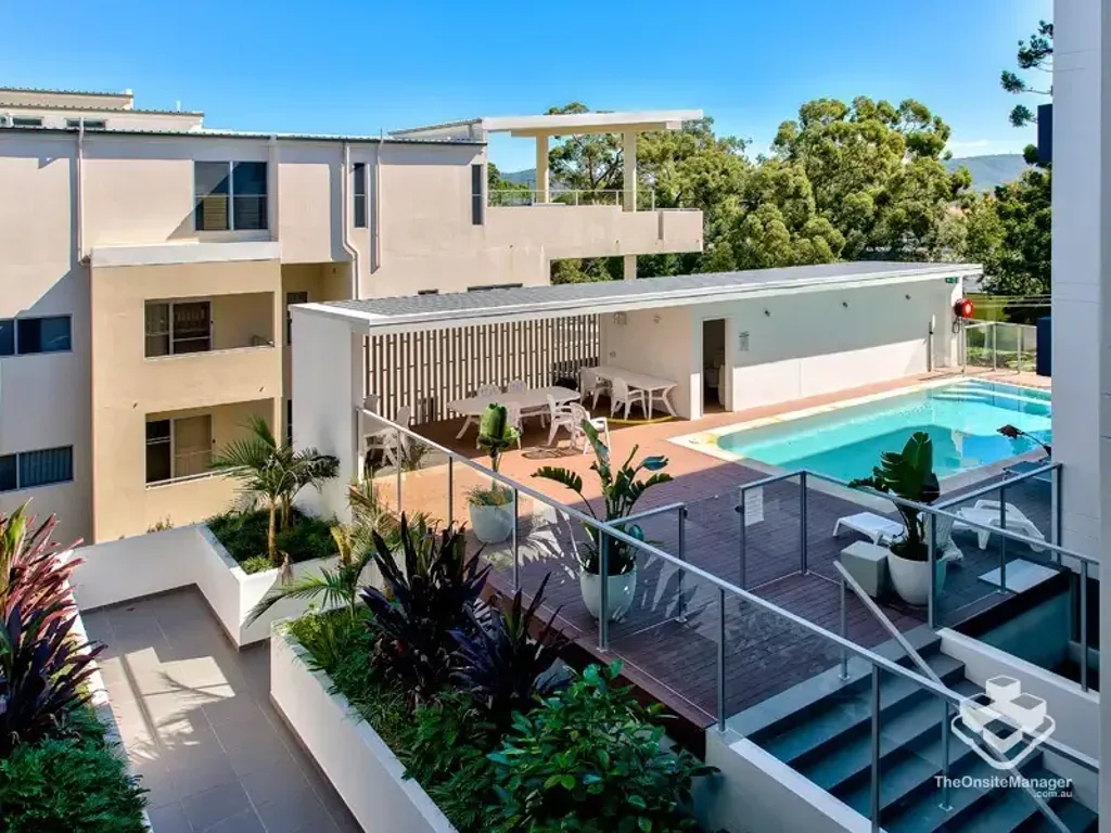 Spacious & quiet unit with beautiful mountain view
