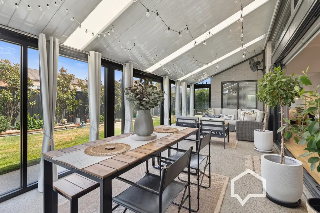 Strathfieldsaye 4房  Contemporary Living with Space, Privacy & Year-Round Entertaining