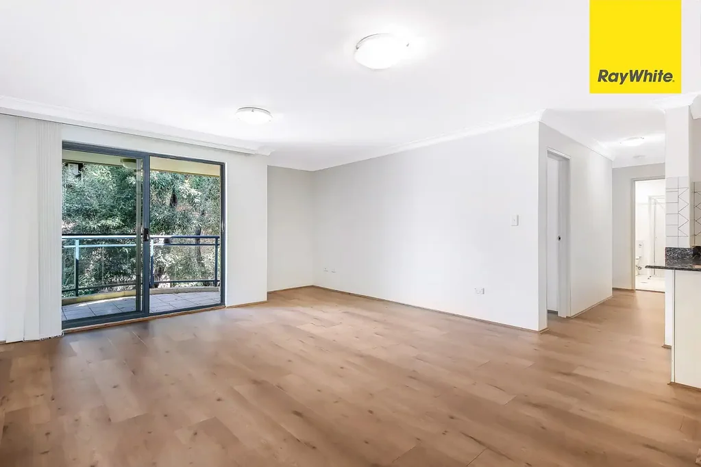 Modern Apartment in Prime Location - Walk to Station & Shops