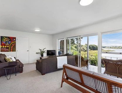 14 Te Wiata Place, Avondale, Auckland City, 6房, 3浴, 独立屋