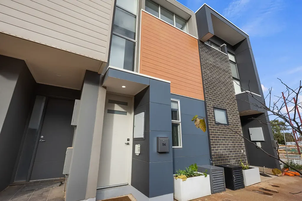 Contemporary Townhouse Living in Tonsley