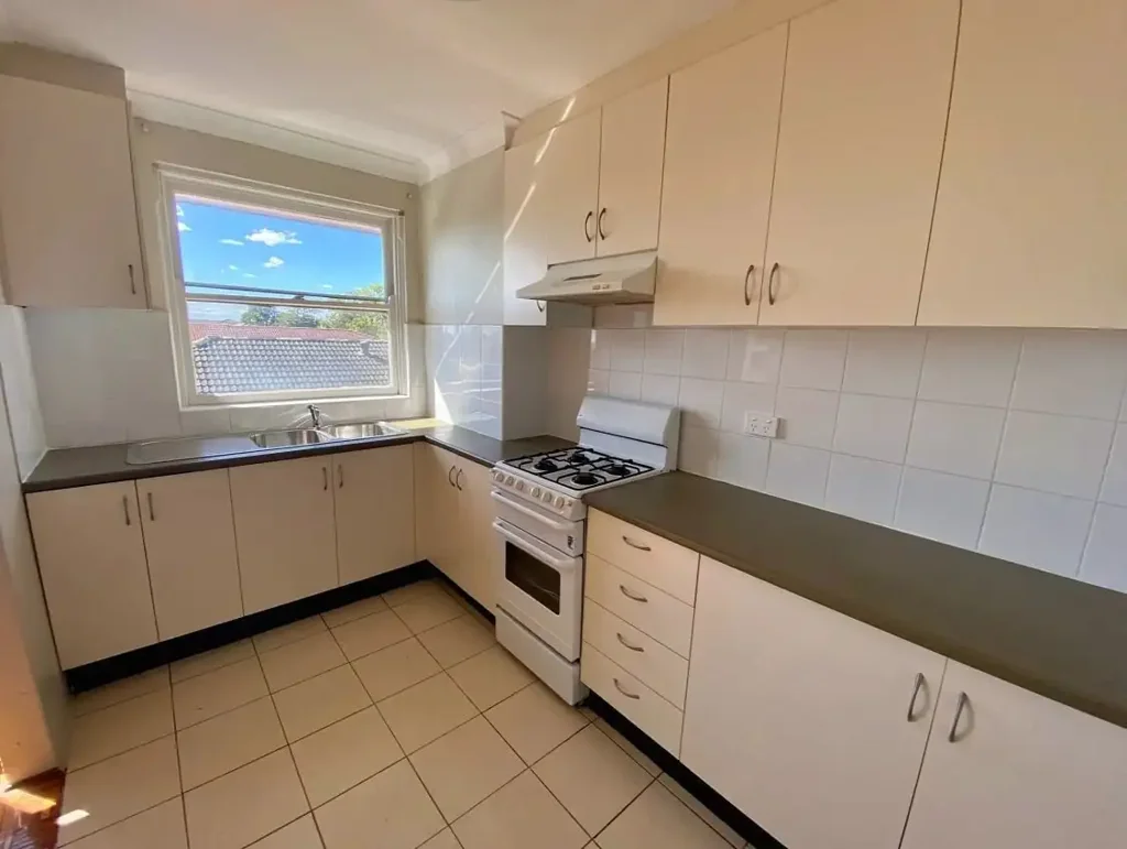Charming 2-Bedroom Unit in Prime Belmore Location