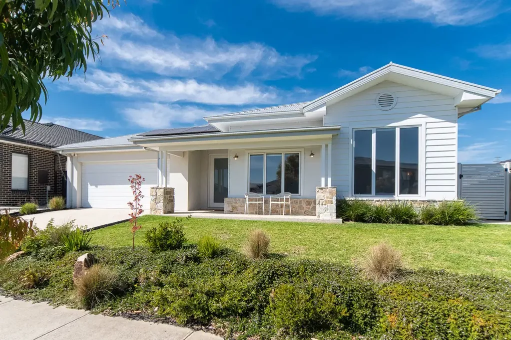 4 Mintbush Circuit, Botanic Ridge, VIC 3977