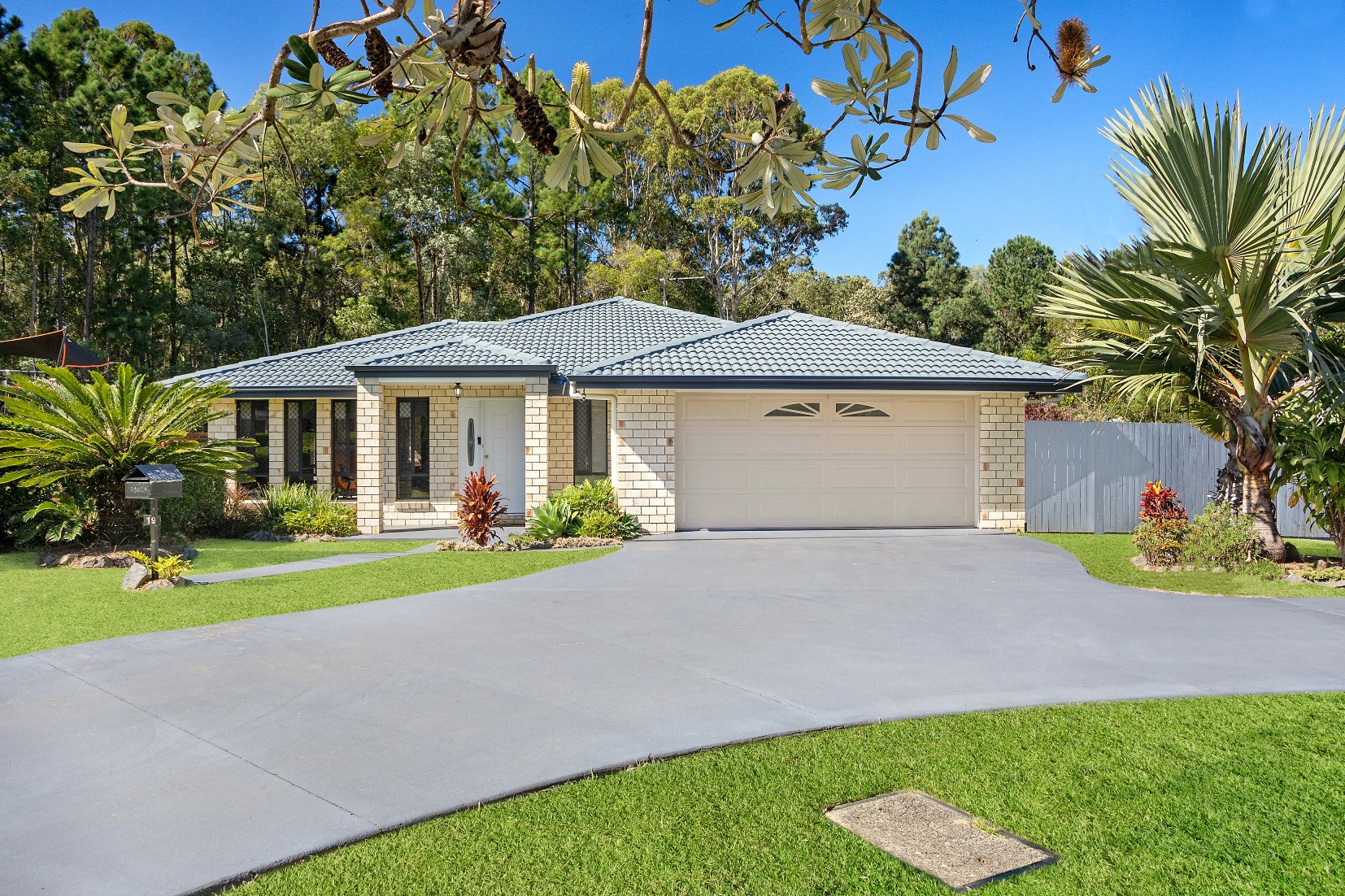 19 TENEALE PL, GLASS HOUSE MOUNTAINS QLD 4518, 0 Kuwarto, 0 Banyo, House