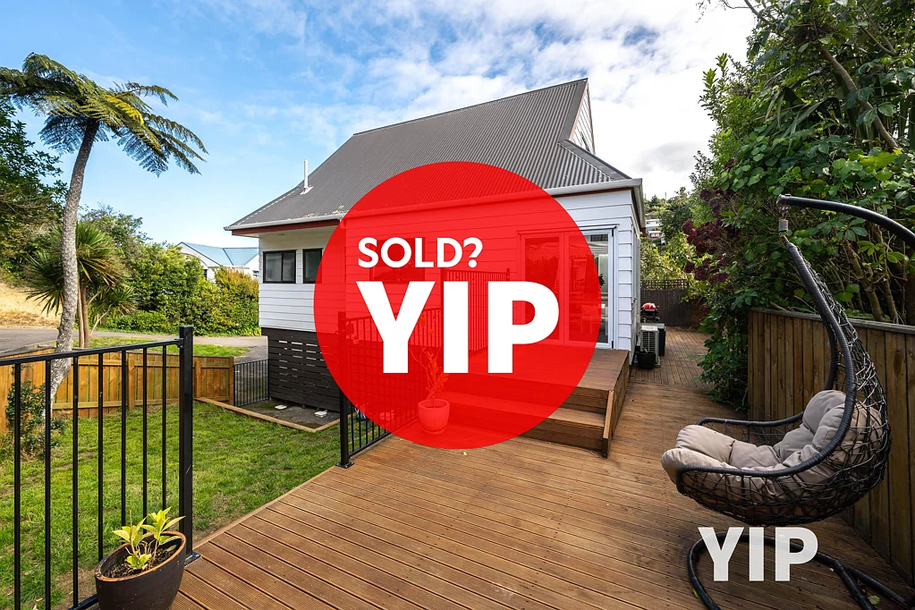 2/154 Newlands Road, Newlands, Wellington
