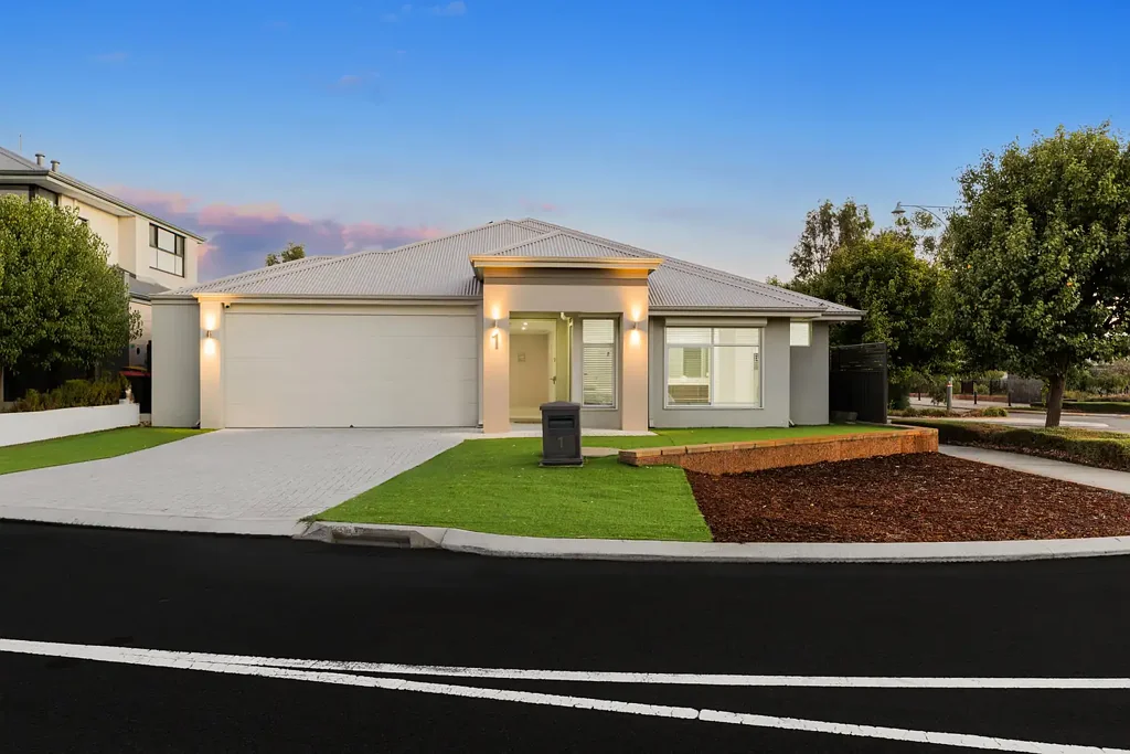 1 Renfrew Street, Haynes, WA 6112