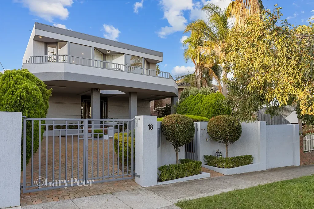 18 Sea View Street, Caulfield South, VIC 3162