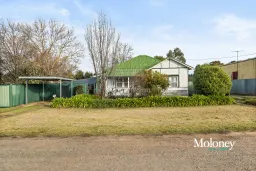 32 Federation Avenue, Corowa