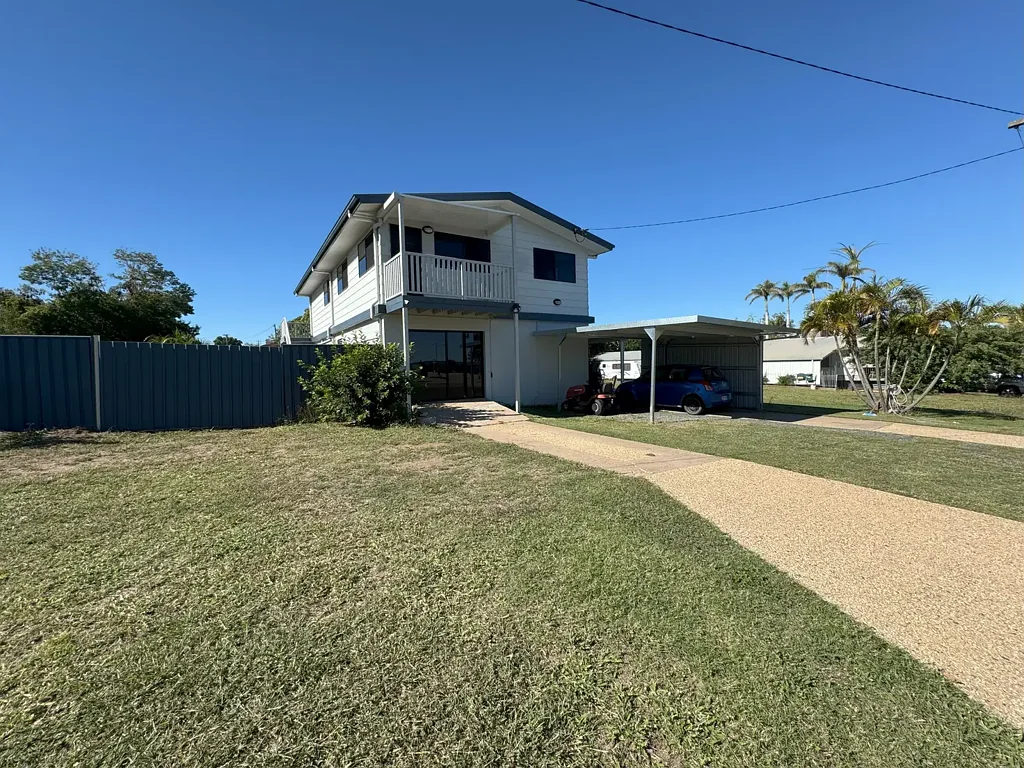 58-60 Dawson Highway, Moura, QLD 4718