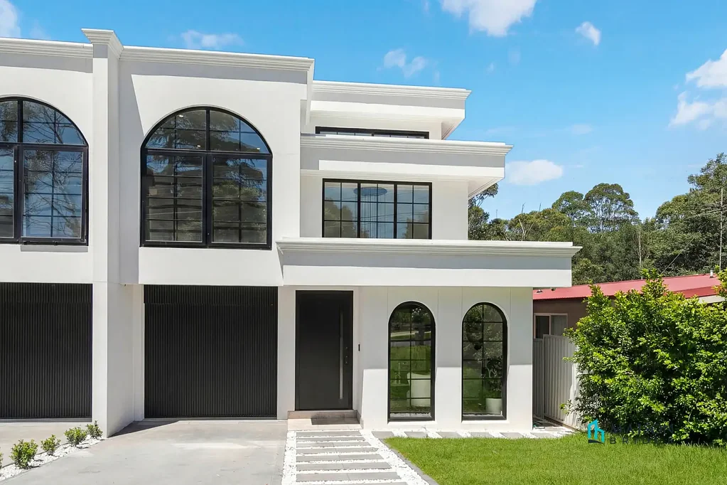 Luxury Brand-New 5-Bedroom Duplex in the Heart of Rydalmere