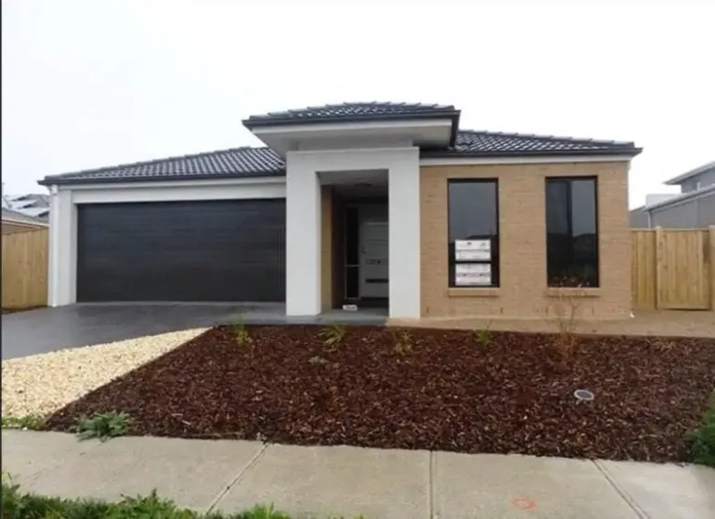 18 Sandy Ave, Point Cook