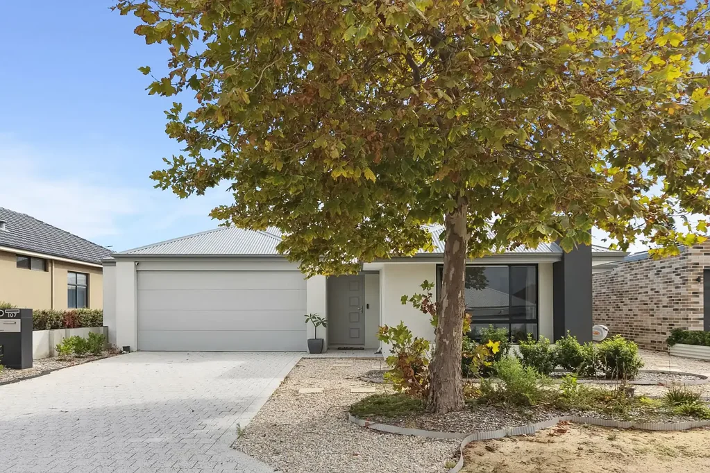 Tuart Hill 4chambre Newly Built, Ideally Located