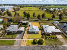 311 Honour Avenue, Corowa