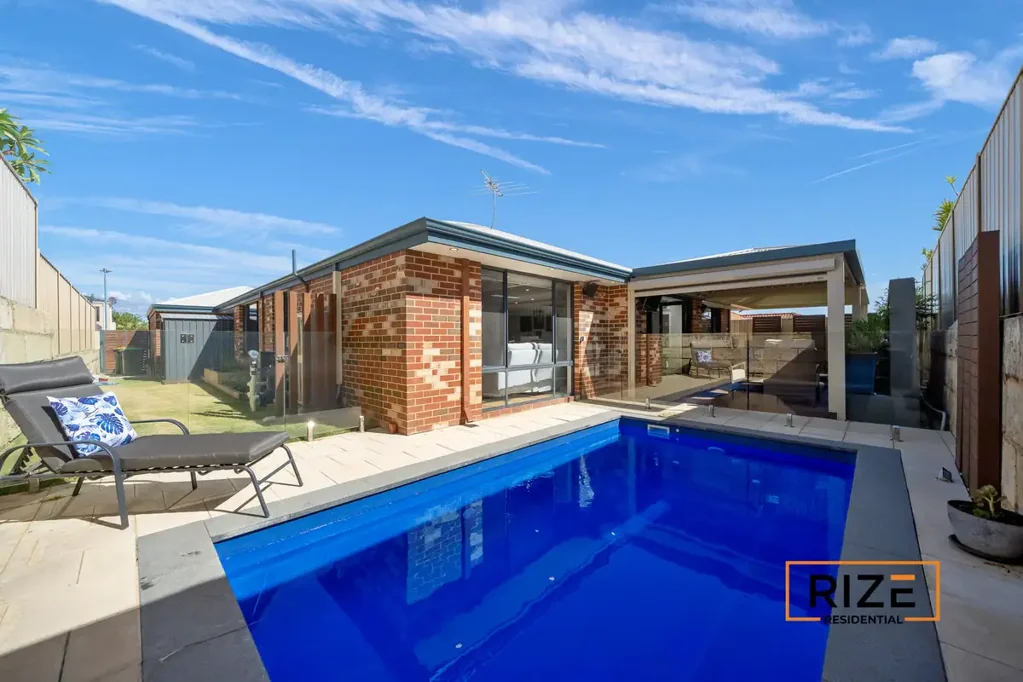 4 Kirkcaldy Terrace, Hocking, WA 6065