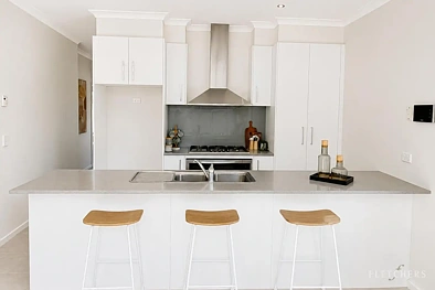 3/2 Fishburn Grove, Harkness, VIC 3337, 3 slaapkamers, 2 badkamers, House